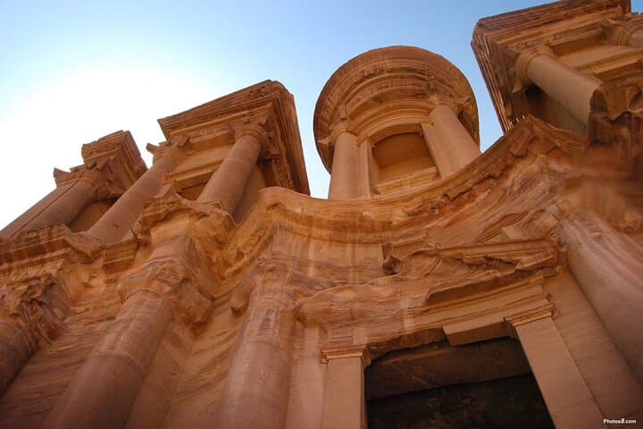 Petra 2-Day Tour from Tel Aviv: Overnight at Petra with Authentic Lunch