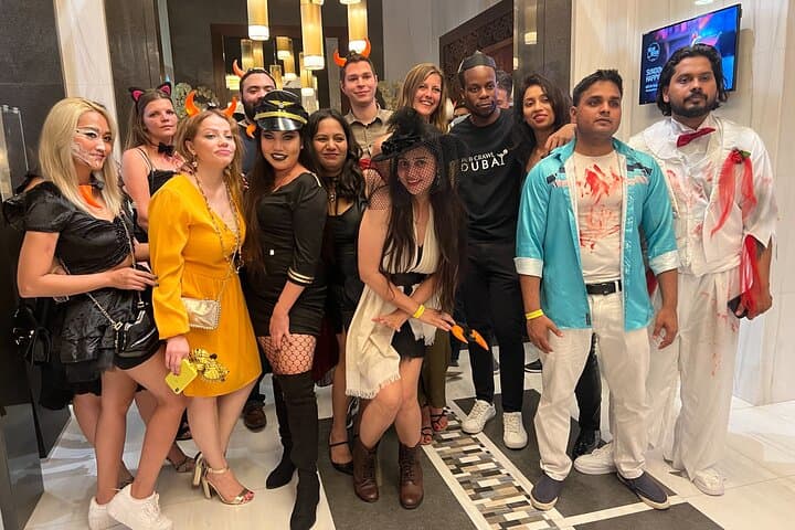 Dubai Private Pub Crawl — VIP Bar Crawl in Dubai Marina, JBR & Al Barsha
