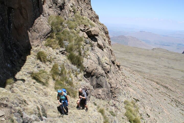Sani Pass to Hodgson's Peaks: Full-Day Drakensberg Summit Hike photo 3