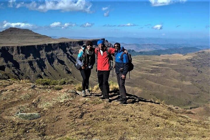 Sani Pass to Hodgson's Peaks: Full-Day Drakensberg Summit Hike photo 5