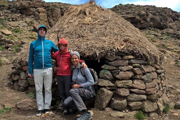 Sani Pass to Hodgson's Peaks: Full-Day Drakensberg Summit Hike photo 6
