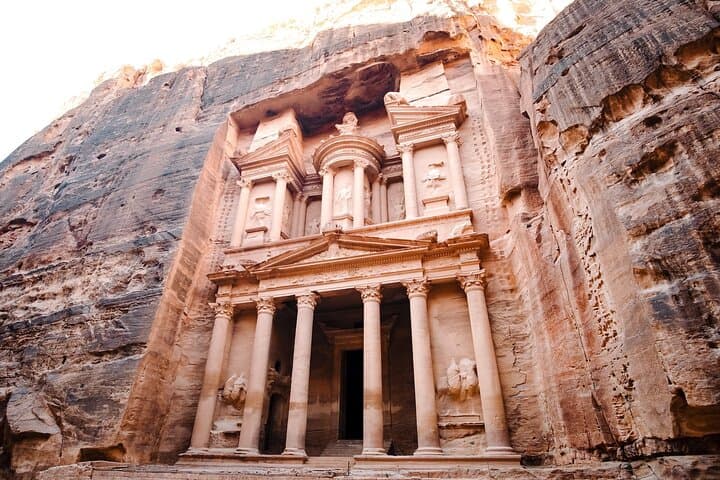 Petra & Wadi Rum 2-Day Desert Glamping Tour from Tel Aviv