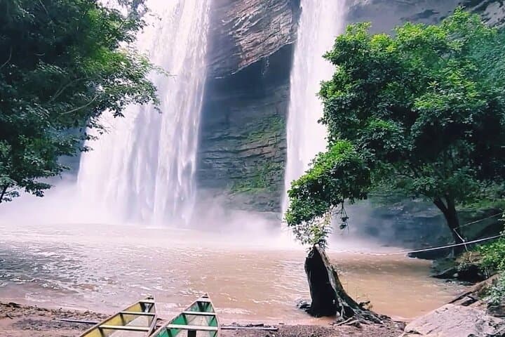 Boti Falls, Aburi Botanical Gardens & Tetteh Quarshie Cocoa Farm Day Tour photo 1