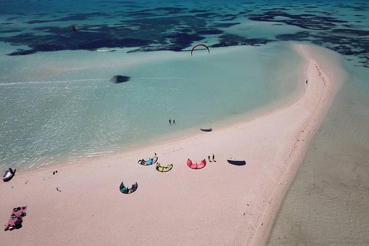 Red Sea Kite Cruise: 7-Night Hurghada Kitesurfing Adventure photo 4
