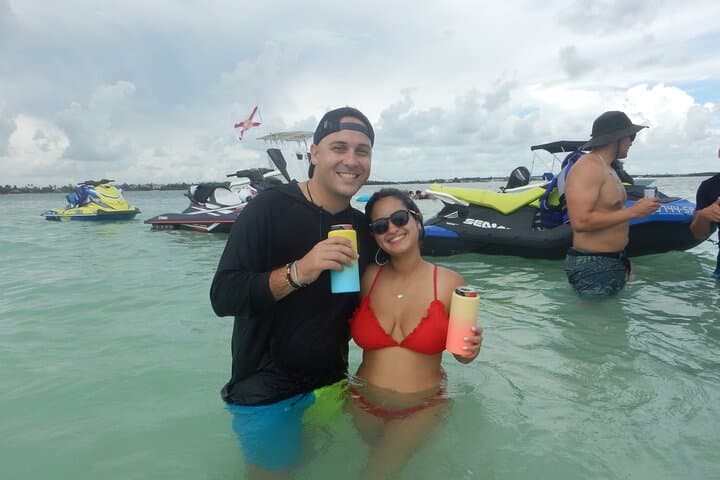 Half-Day Private Boat Charter to Islamorada Sandbar & Lighthouse photo 3