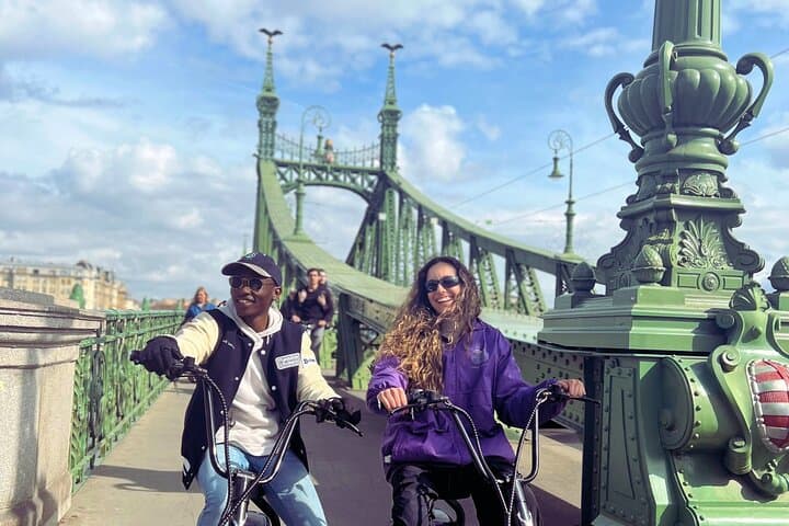 Scoot Gellért Hill: E-scooter Citadel Tour for Panoramic Budapest Views photo 2