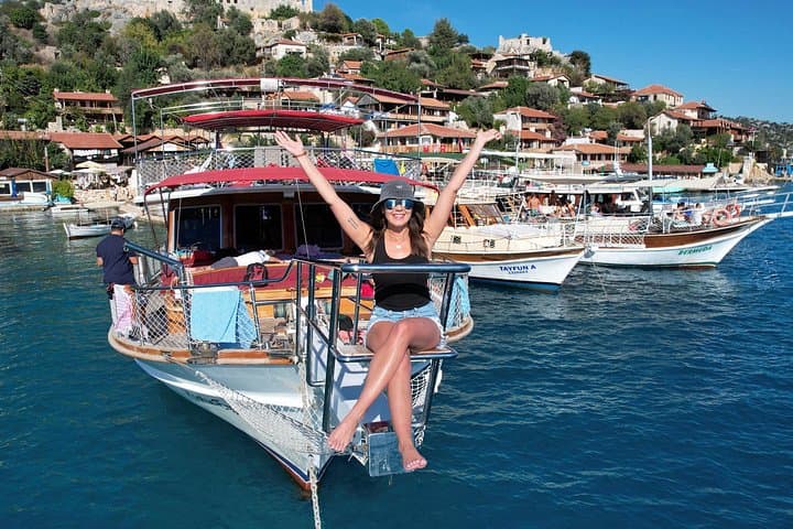 Explore Kekova Island: Sunken City, Simena Castle & Turquoise Bays Boat Tour photo 1