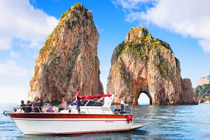 Full-Day Capri Boat Tour from Positano — Swim, Grottos & 4 Hours in Capri photo 4