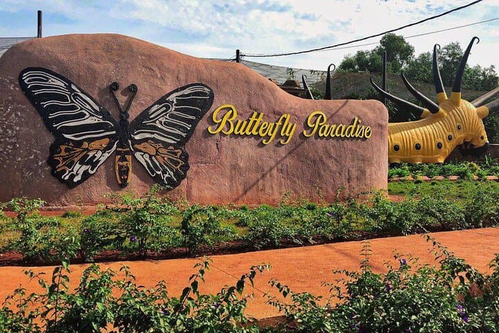 Mechrey Floating Village & Butterfly Paradise Day Tour from Siem Reap photo 1
