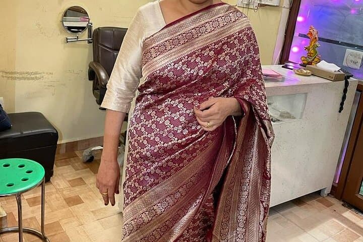Saree Draping Experience in Delhi: Learn North-Indian Style & Photoshoot photo 6