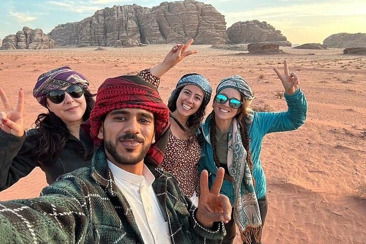 Wadi Rum Jeep Tour: 4-Hour Desert Highlights at Sunrise or Sunset photo 2
