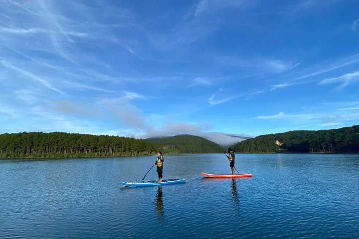 Tuyen Lam Lake Kayak & SUP: Half-Day Paddling Around Da Lat’s Pine-Crowned Peninsula photo 3