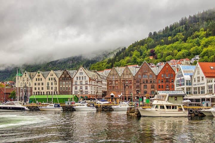 Private Transfer From Oslo to Bergen with 2-Hour Drammen Stop photo 6