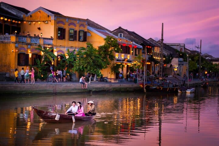 Hoi An Food & Heritage Walking Tour: Markets, Lanterns & Colonial Streets photo 4