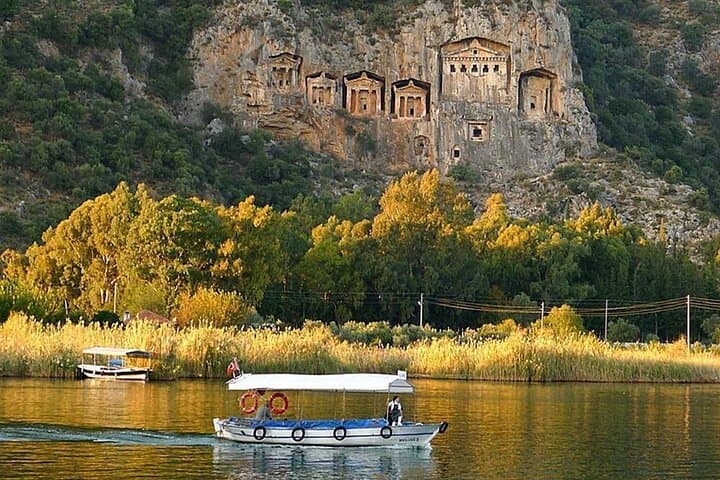 Dalyan Day Cruise: Turtle Beach, Mud Baths & River Tour from Fethiye