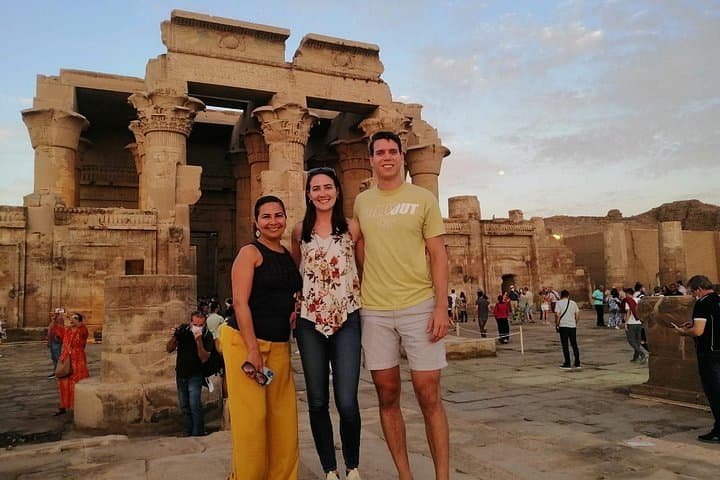 Cairo to Luxor to Hurghada: 9-Day Egypt Highlights — Pyramids, Temples & Red Sea Relaxation photo 1