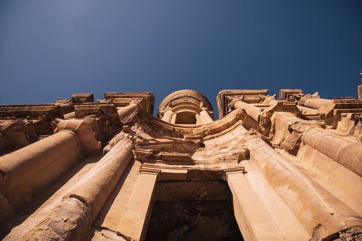 Petra Day Trip from Tel Aviv: Fly to Eilat, Cross the Border and Explore the Treasury