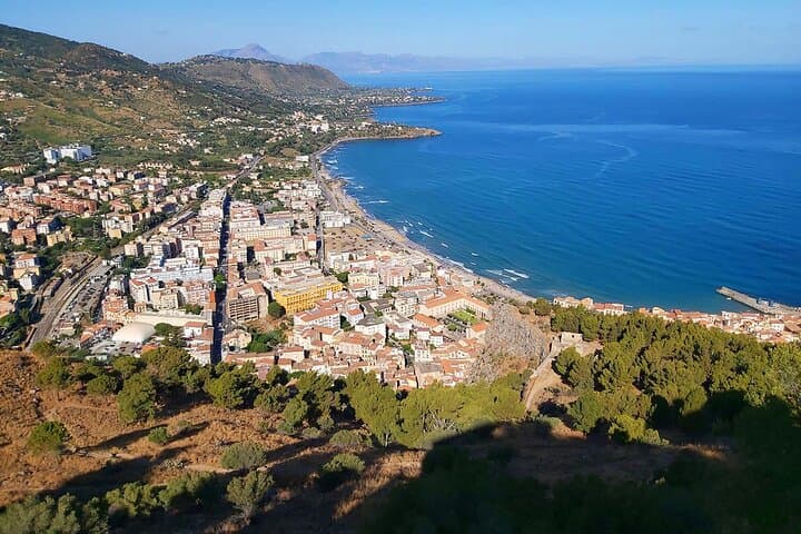 Hike La Rocca in Cefalù: Guided Archaeological Trail with Sea Views