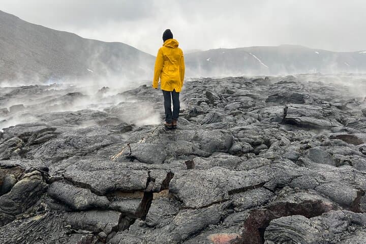 Private Reykjanes Peninsula Guided Tour — Geothermal Fields, Fissures & Blue Lagoon Option photo 5