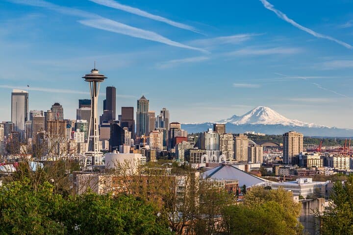 Seattle Day Trip from Vancouver: Pike Place, The Spheres & Space Needle Highlights photo 2