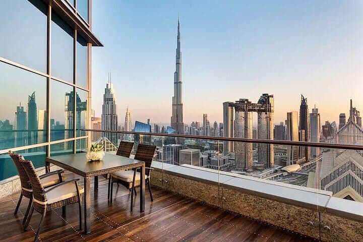 Burj Khalifa 124th Floor Dinner & Observatory — 360° Views and Burj Club Three-Course Meal photo 4