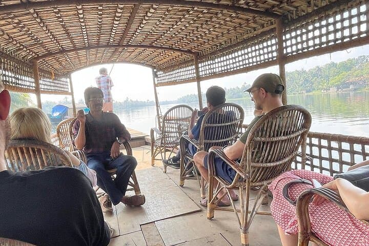 Kochi Backwater Country-Boat Cruise & Fort Kochi Sightseeing — Vaikom Village Experience photo 3