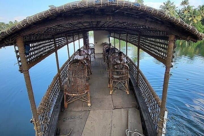 Kochi Backwater Country-Boat Cruise & Fort Kochi Sightseeing — Vaikom Village Experience photo 5