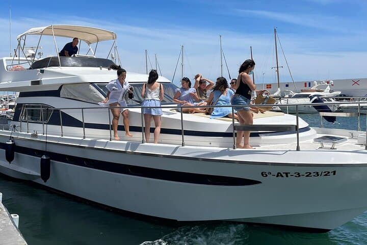 Marbella Private Yacht Cruise: 2-Hour Astondoa Sailing with Snorkeling & Paddleboard photo 2