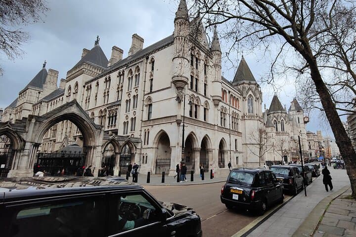 Powerhouse London Private Walking Tour — From Londinium to Modern Power photo 5