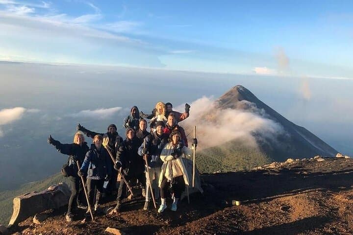 Overnight Acatenango Volcano Trek from Antigua — 2-Day Summit & Sunrise Camp photo 4