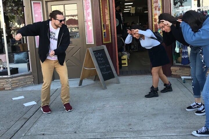 Scottsdale Scavenger Hunt: Wacky Walks Royal City Game (2-Hour App Adventure) photo 2
