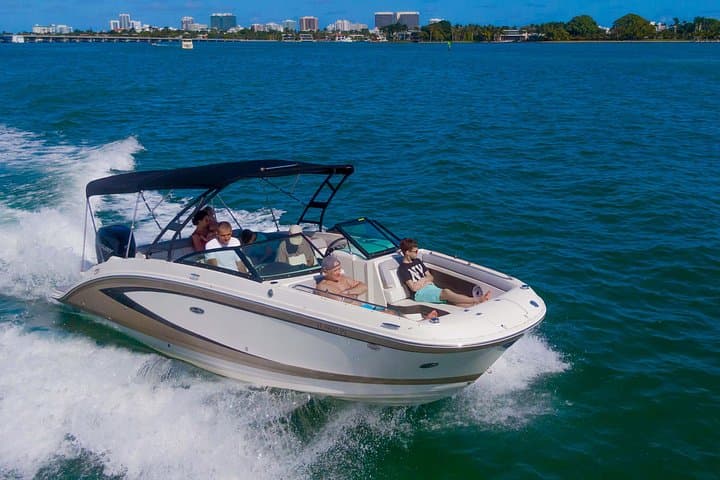 Private Boat Rental Miami Beach — 29-Foot Searay on Biscayne Bay photo 2