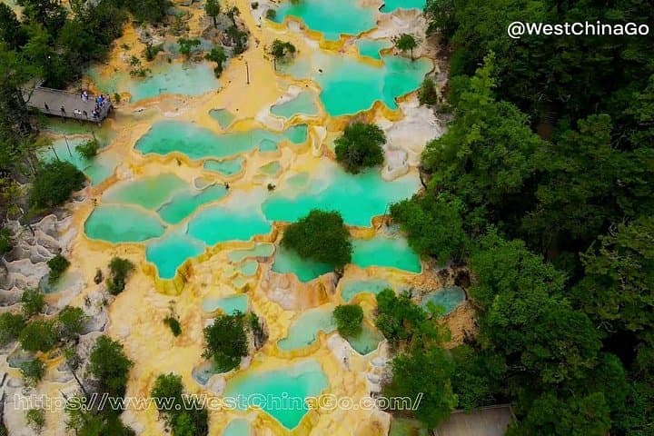 Jiuzhaigou & Huanglong 3-Day Private Tour — Transfers, Tickets, Self-Guided Parks photo 3