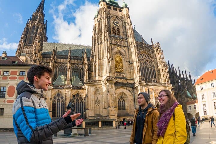 Private Walking Tour From Charles Bridge to Prague Castle — 3-Hour Prague Highlights