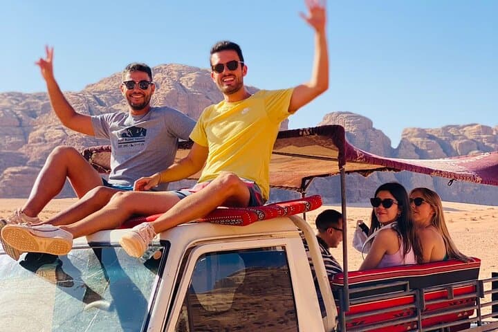 Wadi Rum Jeep Tour: 4-Hour Desert Highlights at Sunrise or Sunset photo 5