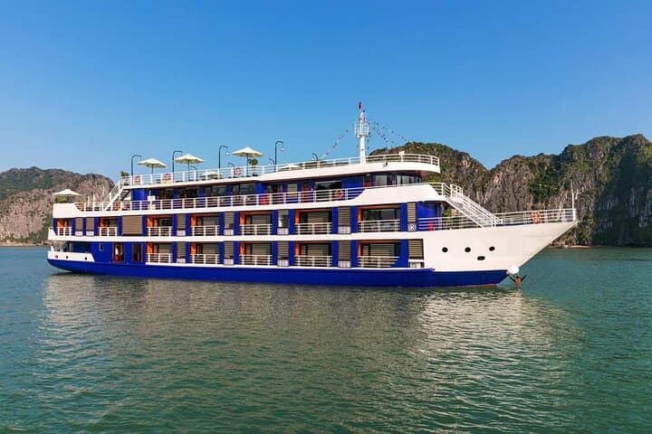 Lan Ha Bay 3-Day Balcony Cruise: Kayak, Bike & Seaview Cabin photo 2