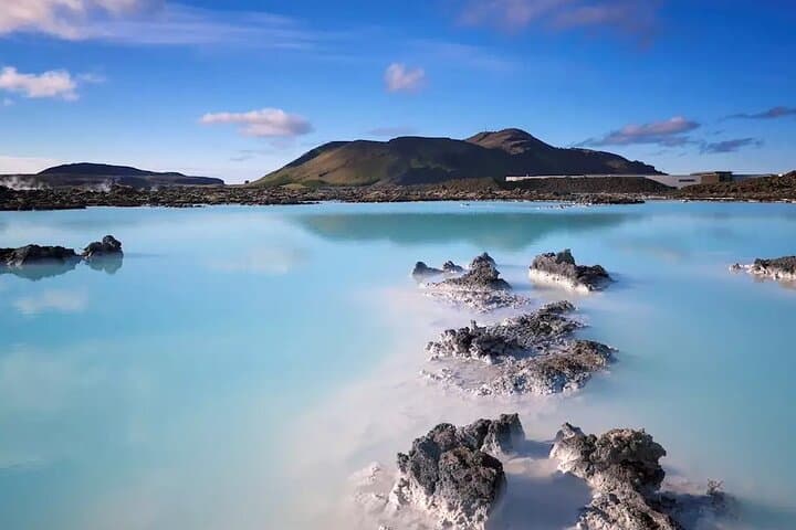 Reykjanes Explorer: Private Airport Transfer and Geothermal Sightseeing photo 3