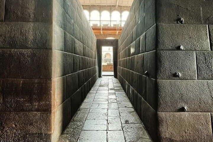 Cusco City Tour: Plaza de Armas, Qoricancha & Sacsayhuaman Full-Day Excursion