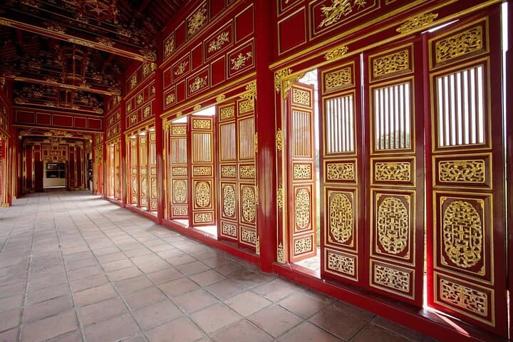 Hue Imperial City Private Walking Tour — 3-Hour Guided Family Experience photo 4