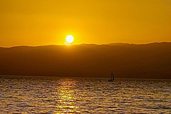 Ohrid Lake Sunset Cruise: 1.5‑Hour Champagne Boat Tour photo 2
