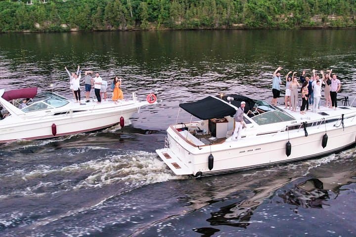 Sunset Yacht Tour on the Ottawa River: 1-Hour Public Cruise