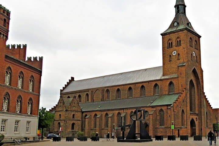 Private Transfer Ribe to Copenhagen with 2-Hour Stop at Egeskov Castle photo 3
