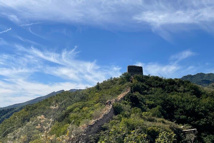 Lupiguan Great Wall Private Trek — Hike Above Miyun Reservoir photo 5