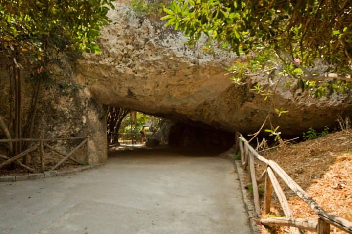 Explore Syracuse’s Neapolis: A Two-Hour Private Tour of Greek Theaters, Quarries & Caves photo 4