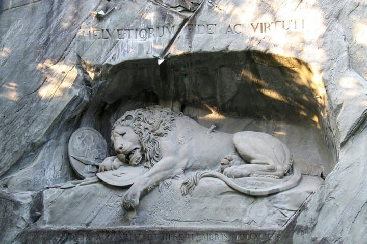 Lucerne Art & Culture Walking Tour with a Local Guide photo 4