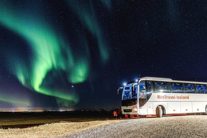 Northern Lights Bus Tour from Reykjavik — Hot Chocolate & Aurora Chase photo 4