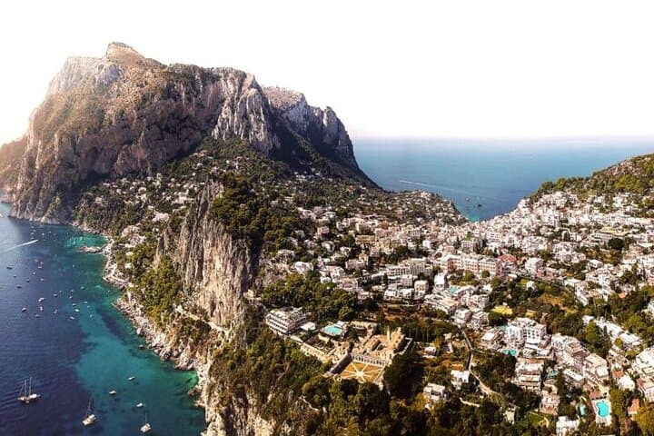 Private Capri Luxury Boat Tour from Rome with High-Speed Train