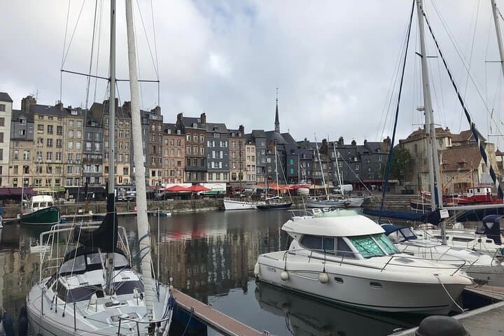 Normandy Private Day Tour: Honfleur, Pays d'Auge & Deauville