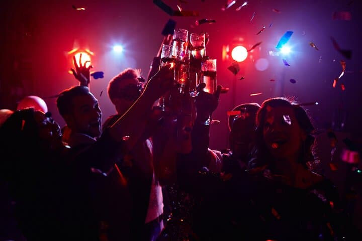 Frankfurt Pub Crawl for Bachelor(ette) Parties — 4-Hour Guided Bar Tour with Shots & Club Entry photo 6