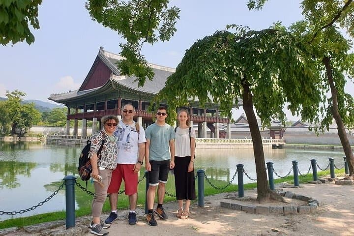 Seoul By Foot: Private Custom Walking Tour With a Local Guide photo 2